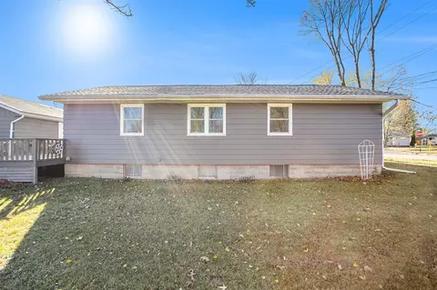 1130 Frisbie, Springfield, MI 49037 photo 19