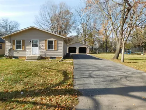 316 S Van Buren, Paw Paw, MI 49079