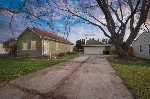 23070 Tulane, Farmington Hills, MI 48336