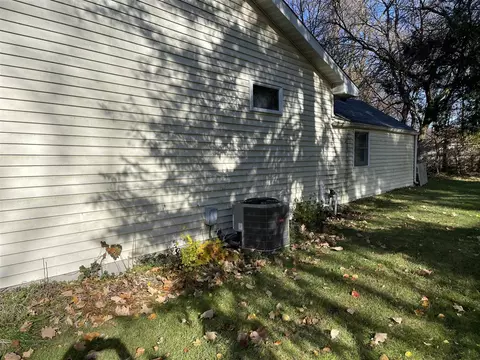 2913 S 3rd, Niles, MI 49120 photo 3