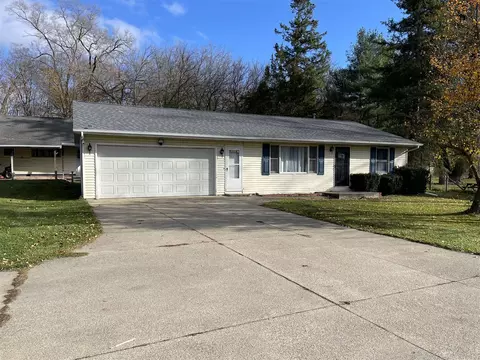 2913 S 3rd, Niles, MI 49120