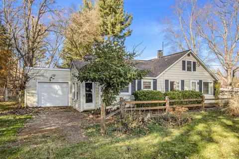 430 S Clark, Centreville, MI 49032