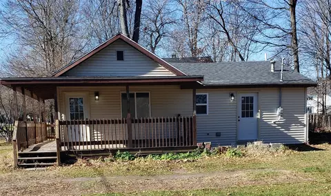 625 St Joseph, Paw Paw, MI 49079