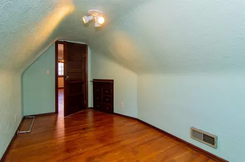 407 W 3rd, Buchanan, MI 49107 photo 20
