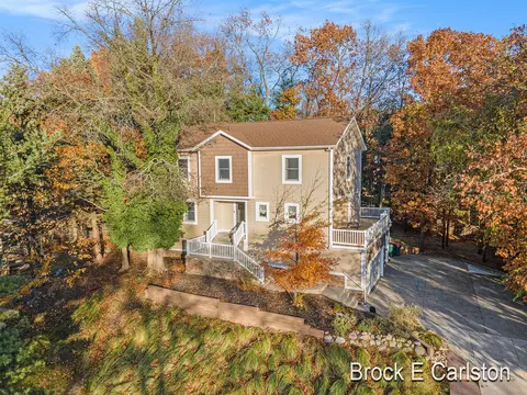 3758 Bellaire, Norton Shores, MI 49441