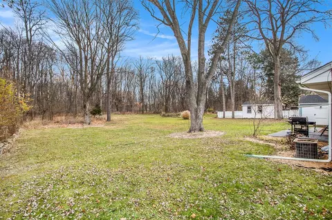 821 Jones, Marshall, MI 49068 photo 20