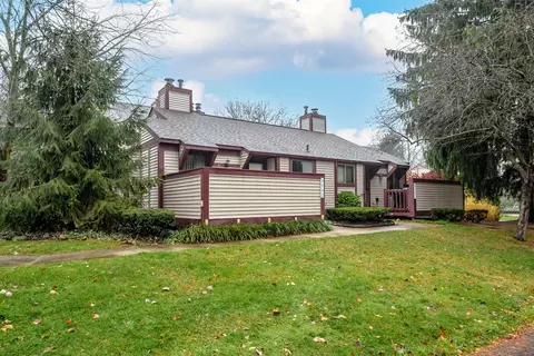 4863 Foxfire #13, Portage, MI 49024