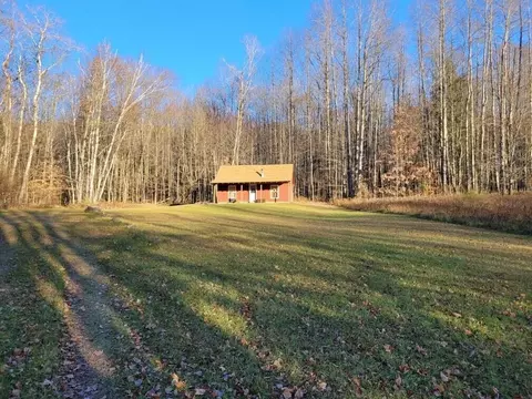 7596 160th, Hersey, MI 49639