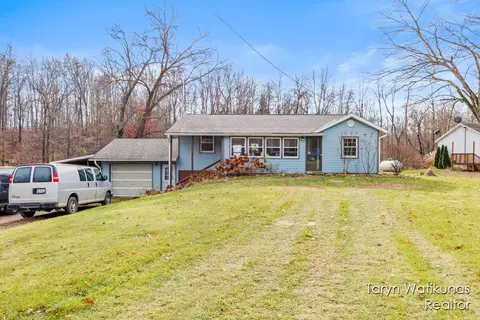 2287 Lyle, Ionia, MI 48846