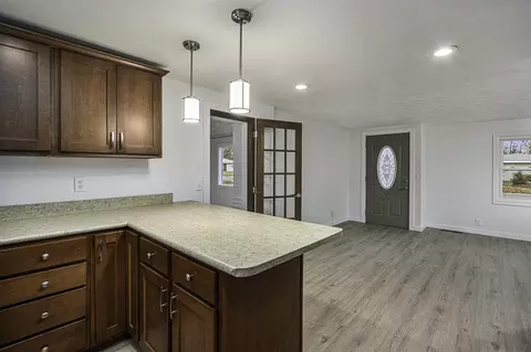 433 10th, Three Rivers, MI 49093 photo 12