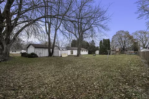 433 10th, Three Rivers, MI 49093 photo 34