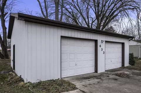 433 10th, Three Rivers, MI 49093 photo 26