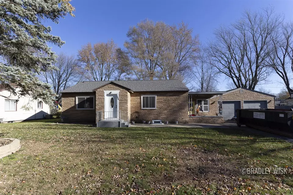 129 Grandview, Holland, MI 49423 32 Photos Movoto