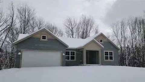 1087 15th, Otsego, MI 49078