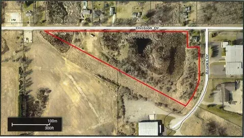 16500 Division, Marshall, MI 49068