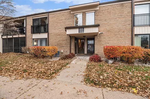 18445 University Park, Livonia, MI 48152