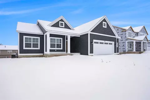 9525 Fields, Zeeland, MI 49464 photo 3