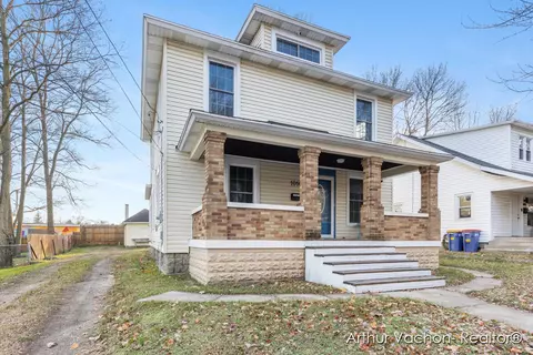 1016 Evergreen, Grand Rapids, MI 49507