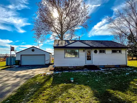 2540 Coquillard, Niles, MI 49120