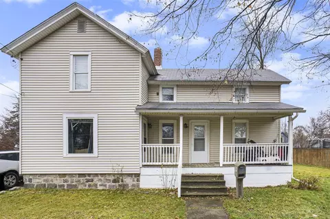 416 N Matteson, Bronson, MI 49028