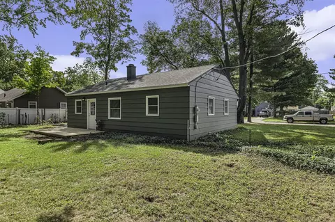 810 S Hooker, Three Rivers, MI 49093 photo 7