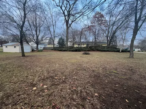 1047 S S Brg, Belding, MI 48809 photo 31