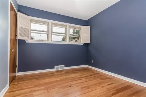 1965 Raymond, Dearborn, MI 48124 photo 9
