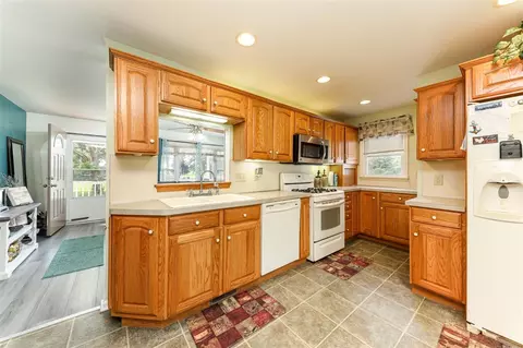 6308 Johnson Rd, Flushing, MI 48433 photo 21