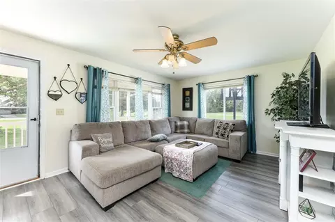 6308 Johnson Rd, Flushing, MI 48433 photo 19
