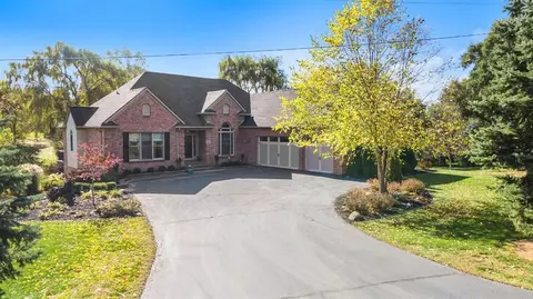 8501 Moon, Saline, MI 48176 photo 3