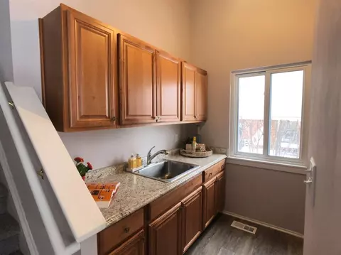 8051 Coventry, Westland, MI 48185 photo 7