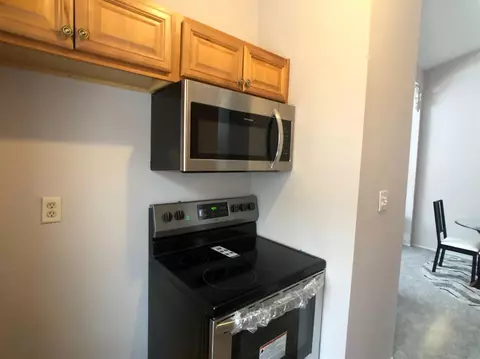 8051 Coventry, Westland, MI 48185 photo 9