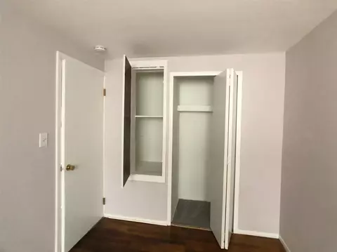 8051 Coventry, Westland, MI 48185 photo 18