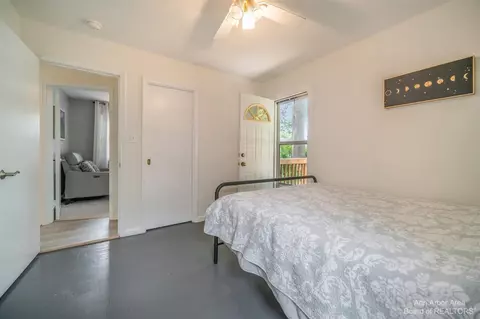 23614 Wilson, Dearborn, MI 48128 photo 14