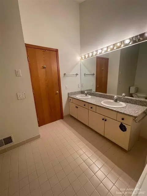 176 Edington, Canton, MI 48187 photo 10