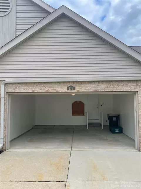 176 Edington, Canton, MI 48187 photo 2