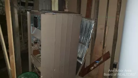 1402 1st, Jackson, MI 49203 photo 12
