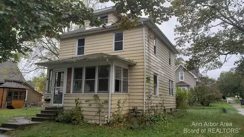 1402 1st, Jackson, MI 49203 photo 3