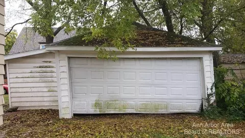 1402 1st, Jackson, MI 49203 photo 5
