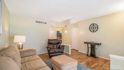 43044 Devon, Canton, MI 48187 photo 7