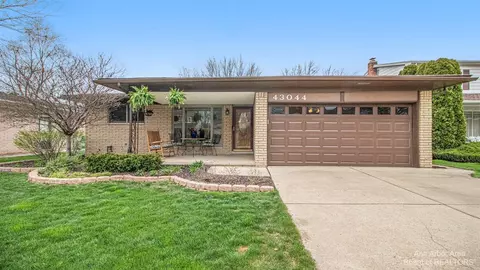 43044 Devon, Canton, MI 48187 photo 1
