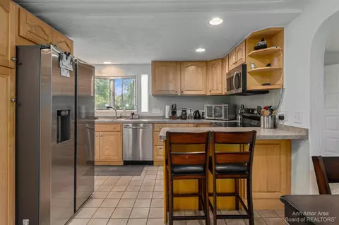 4632 Tamworth, Update, MI 48382 photo 12