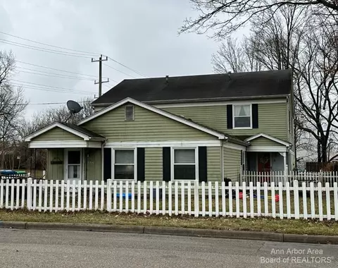 317 Clark #B, Clinton, MI 49236