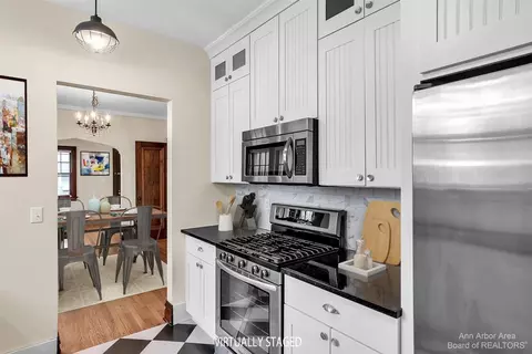 317 Koch, Ann Arbor, MI 48103 photo 10