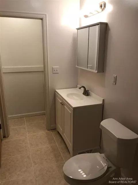 2245 Maple, Jackson, MI 49203 photo 35