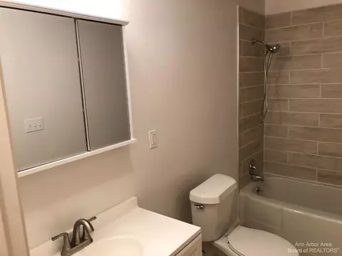 2245 Maple, Jackson, MI 49203 photo 33