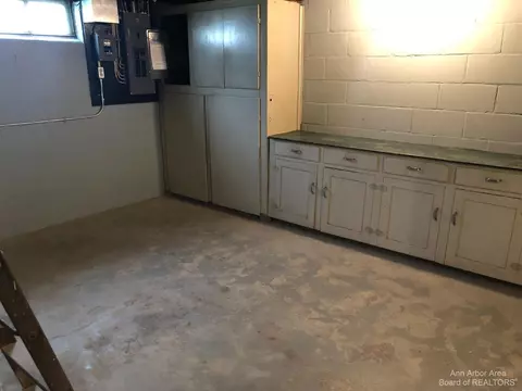 2245 Maple, Jackson, MI 49203 photo 45