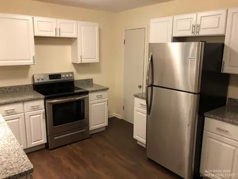 2245 Maple, Jackson, MI 49203 photo 21