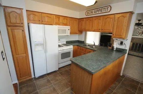 39605 Peters, Canton, MI 48187 photo 18