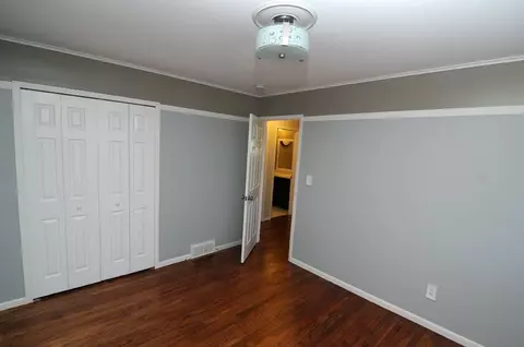 39605 Peters, Canton, MI 48187 photo 12